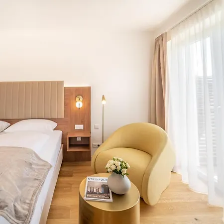 Das Mondsee 4* موندزي